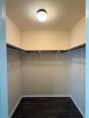 Building Photo - 1212 Amazon Dr