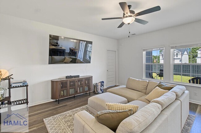 Building Photo - 163 Alcove Ct