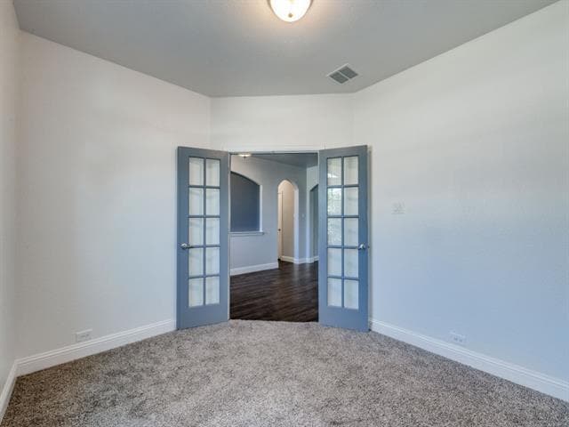 Building Photo - 2523 Linwood Dr