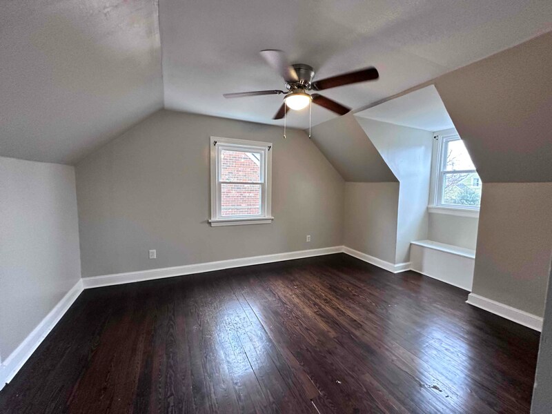 Building Photo - 2100 Dinwiddie Ave