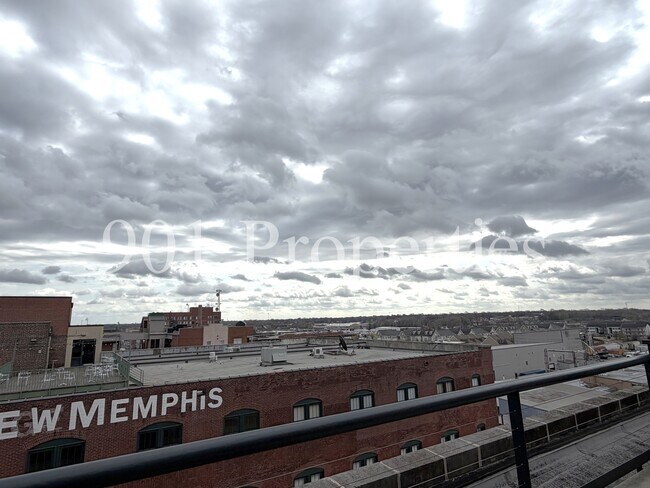 Building Photo - 505 Tennessee St