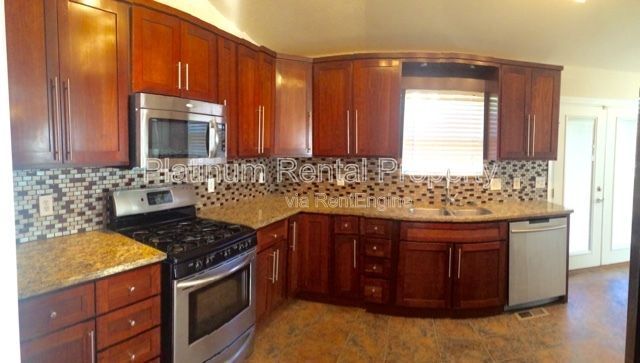 Building Photo - 6039 Colt Ridge Trail SE