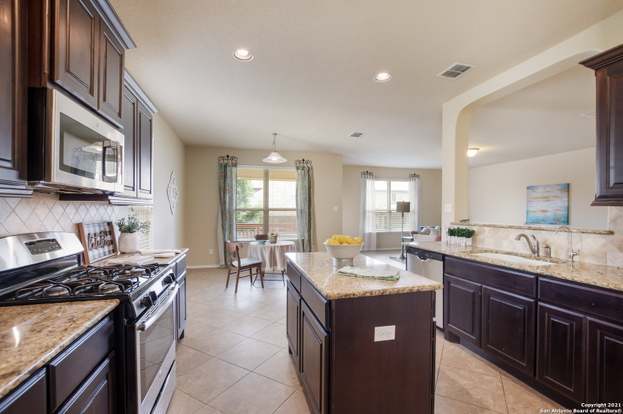 Building Photo - 12310 Red Maple Way