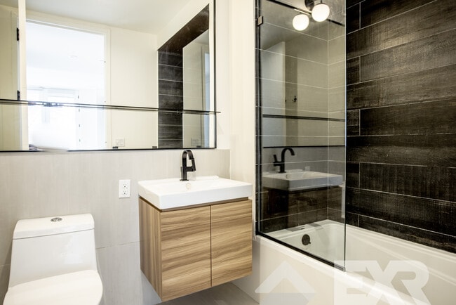 Building Photo - 1326 Ocean Ave