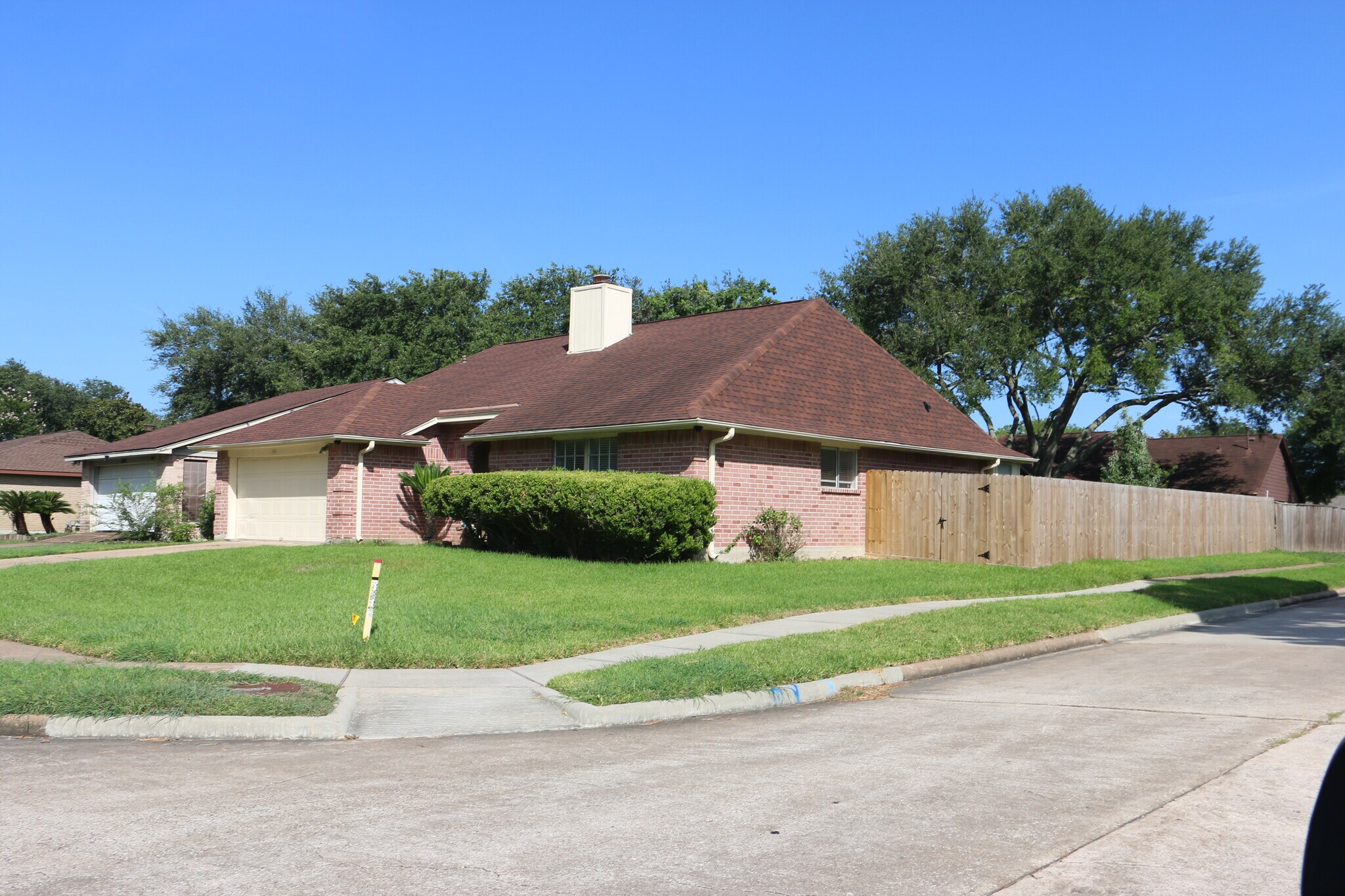 Building Photo - 446 Richvale Ln