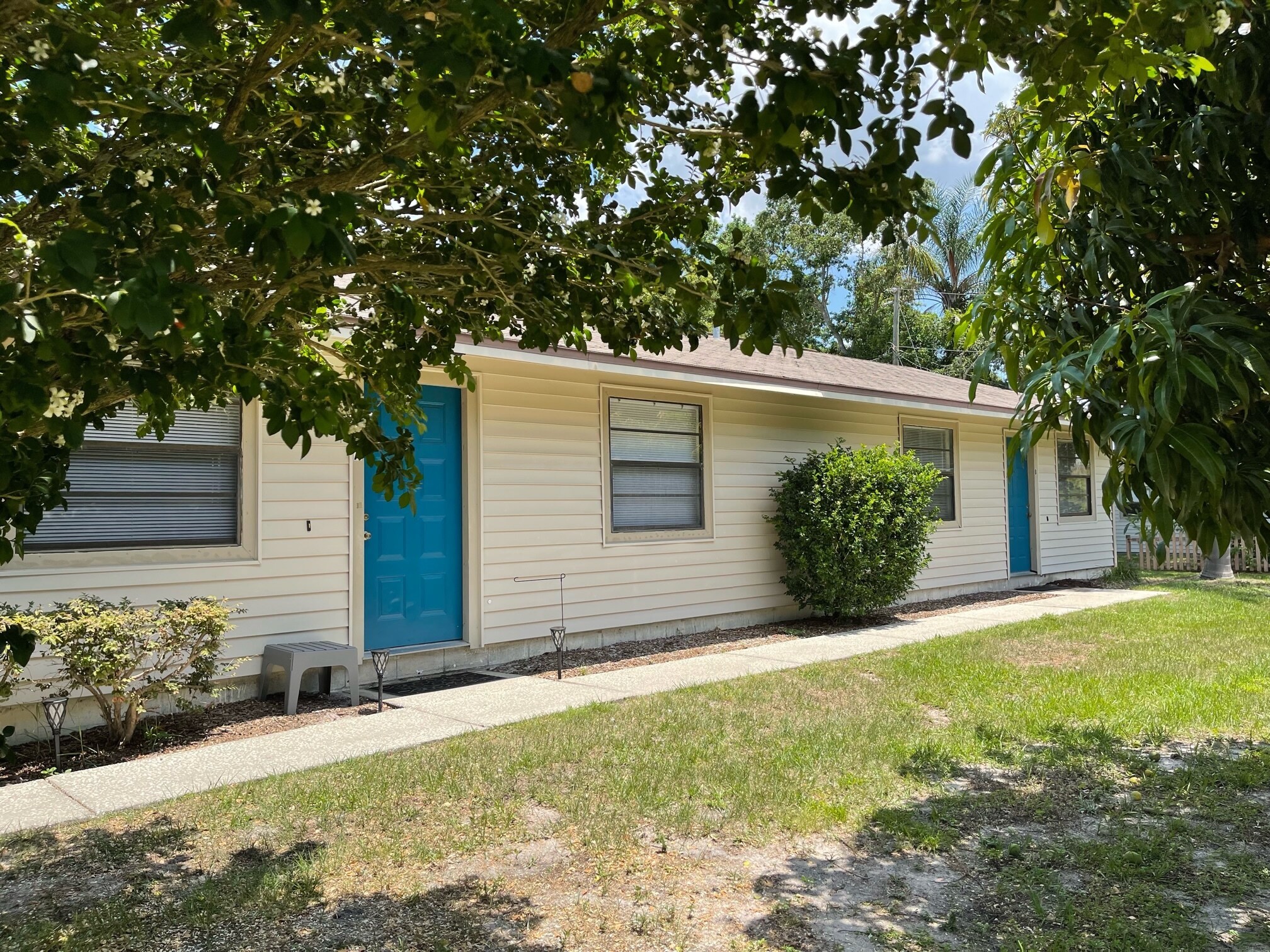 Apt B on right - 2901 Bay View Dr
