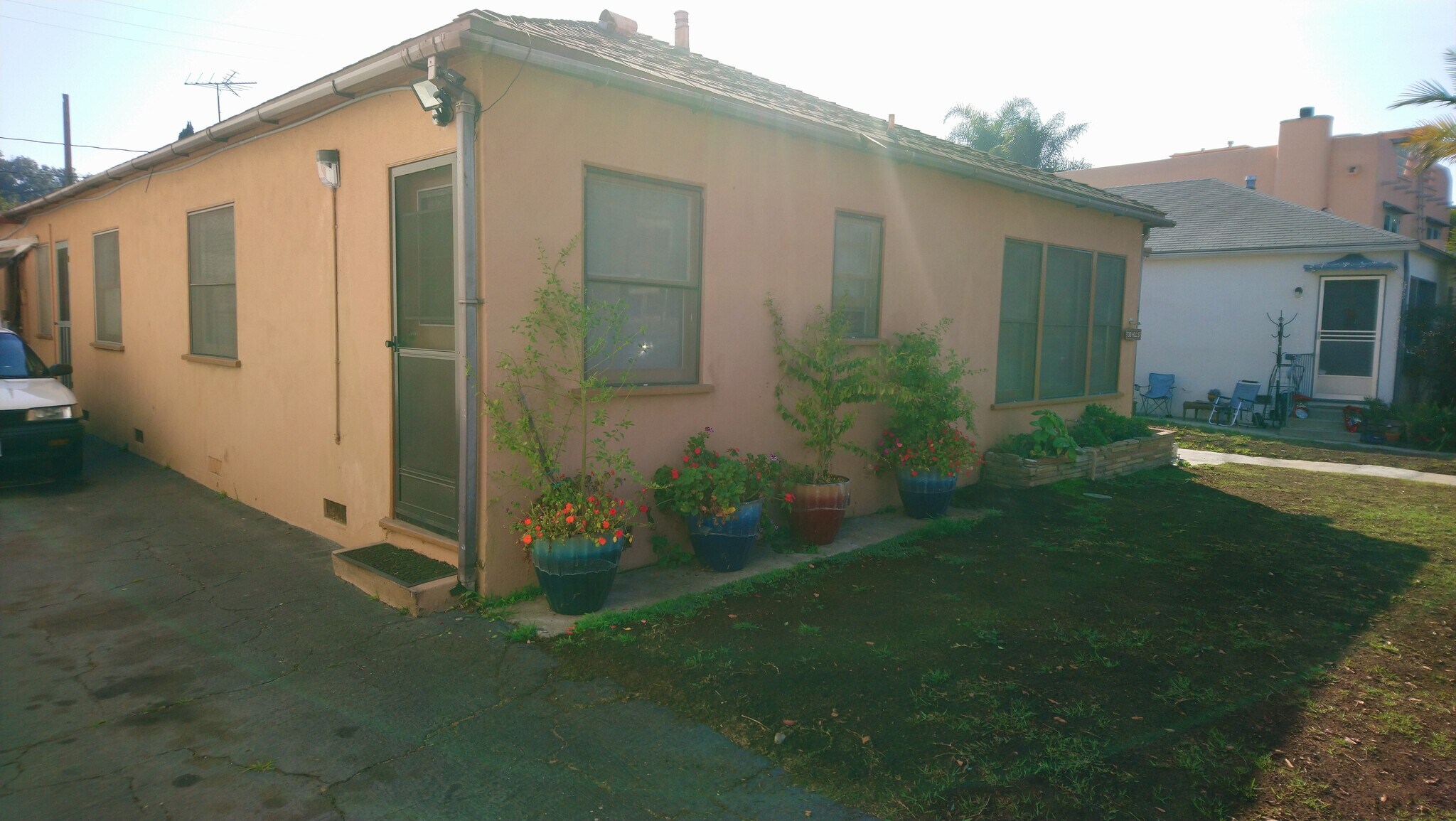 FRONT 3 - 738 Hill St
