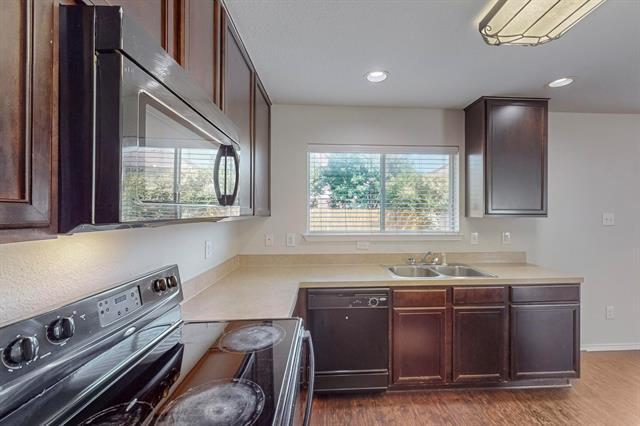 Building Photo - 3957 Polar Brook Dr