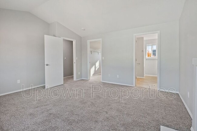 Building Photo - 978 SW 208th Pl