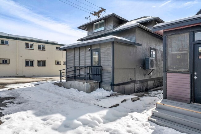 Building Photo - FULLY FURNISHED HISTORIC CHARMER BETWEEN UNR & DOWNTOWN – UTILITIES INCLUDED, MODERN UPGRADES, PR...