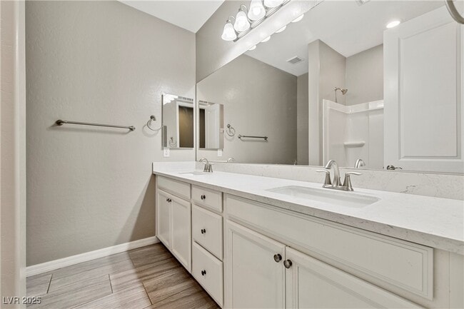 Building Photo - 7205 Pine Bridge Ct