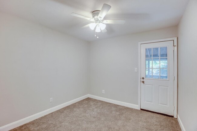 Building Photo - 2135 Victory Garden Ln