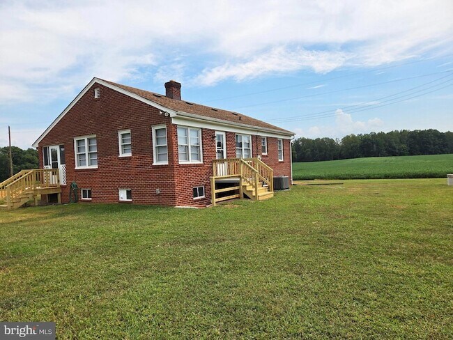 Building Photo - 23432 Fork Bridge Rd