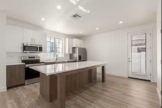 Building Photo - Monte Villagro