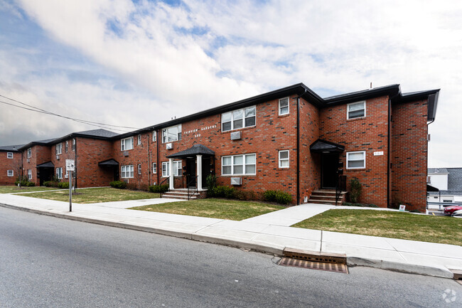 Building Photo - Fairview Gardens