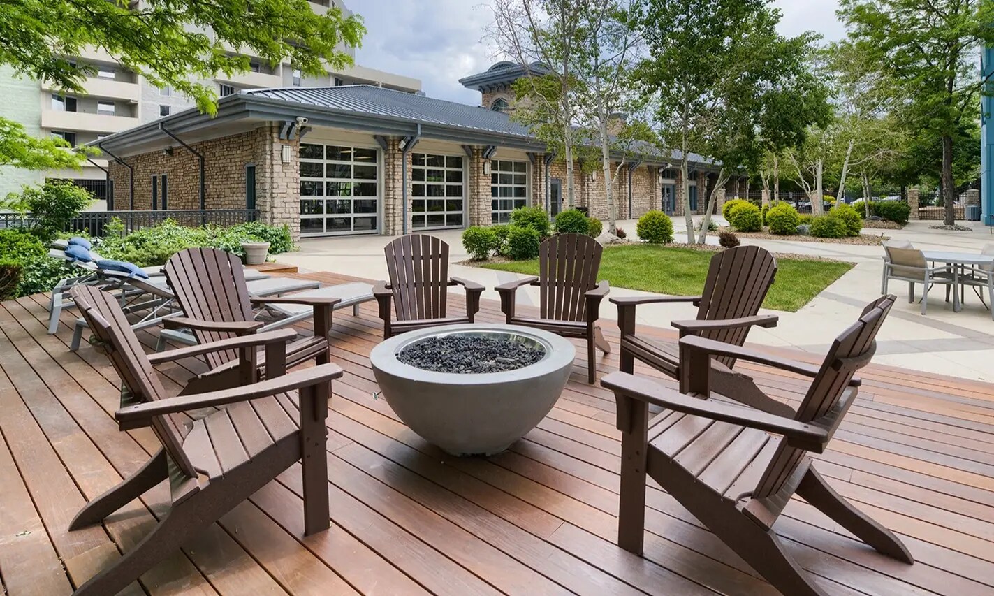 Outside Lounge - 1301 Speer Blvd