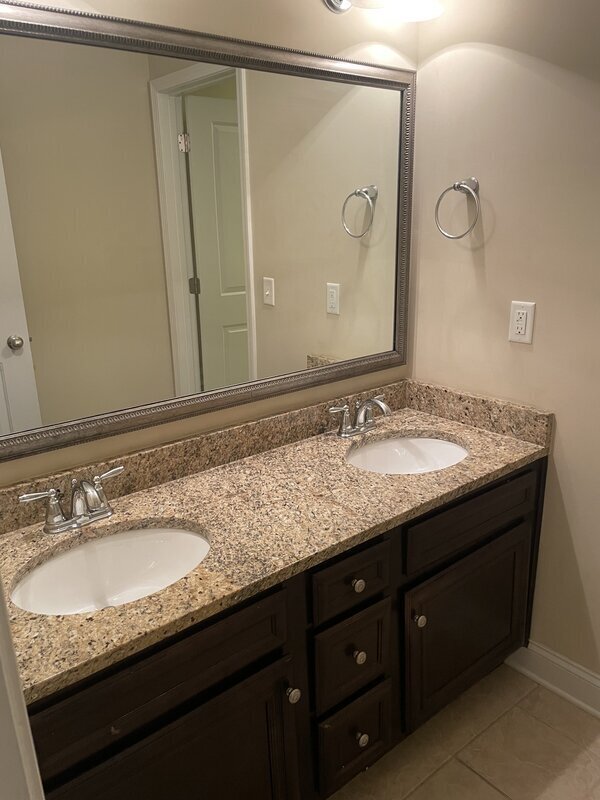 Building Photo - 426 Preakness Ln