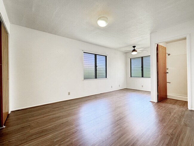 Building Photo - Pet-Friendly Single Family Home Blocks from Kailua Beach