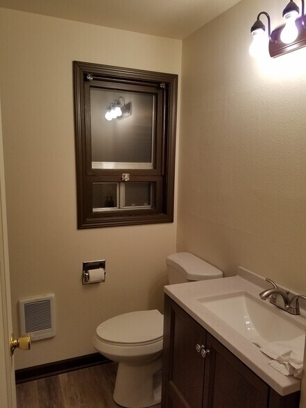 Upstairs Bathroom Vanity - 122 W Amherst Ct