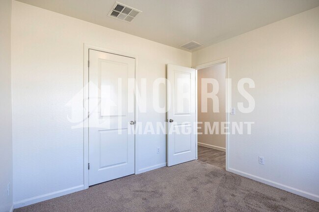 Building Photo - Great Home For Rent in Arizona City