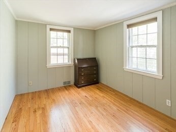 Building Photo - 109 Brookside Ave