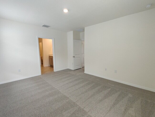 Building Photo - 7527 Cypress Walk Dr