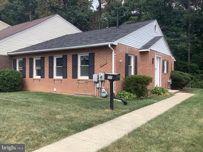 Primary Photo - 15114 Laurel Oaks Ln