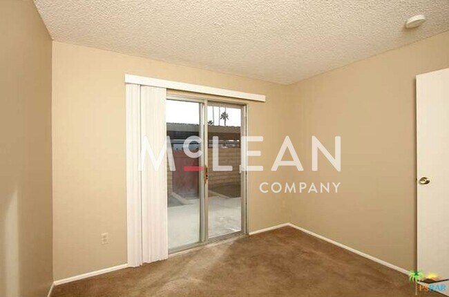Building Photo - Spacious 4-Bedroom Condo in Indian Canyon Gardens – Palm Springs Living at Its Best!