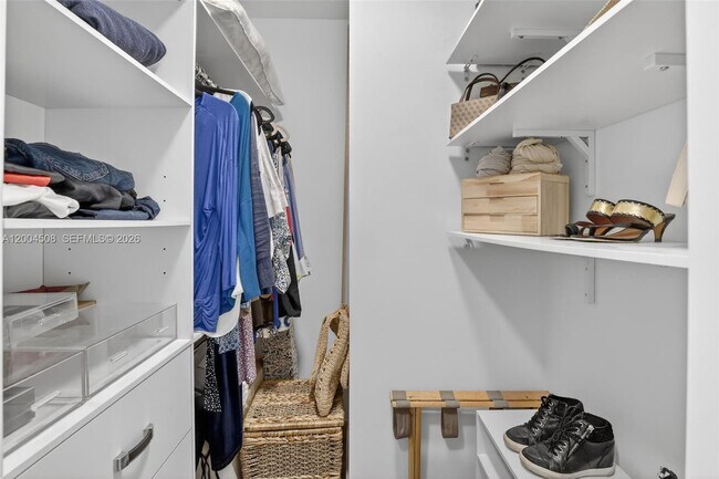 Building Photo - 2780 NE 183rd St