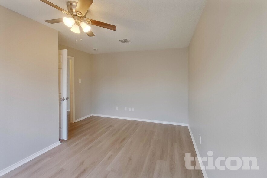 Building Photo - 1417 Atkins St