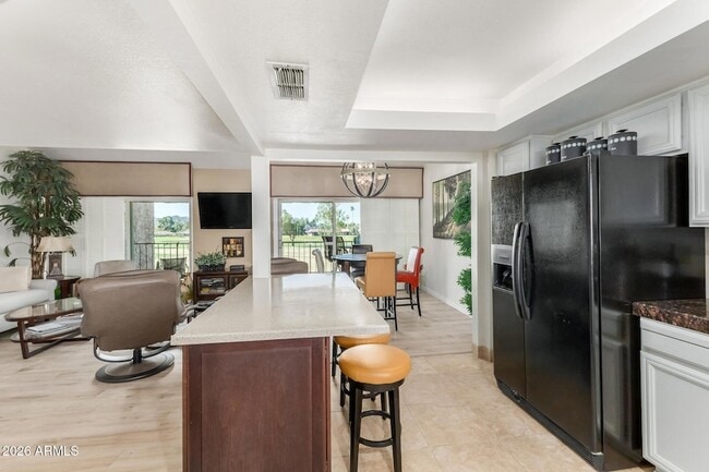 Building Photo - 7424 N Vía Camello Del Norte