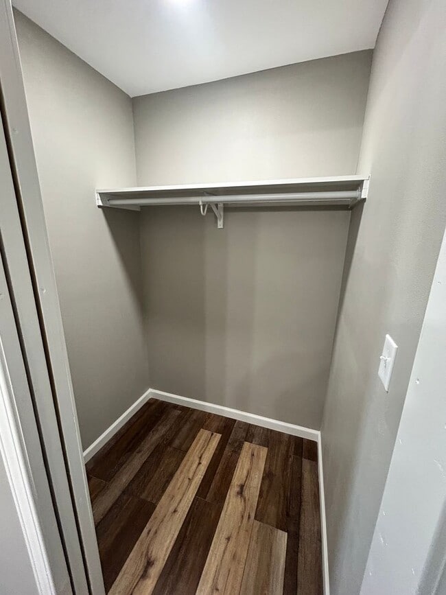 Building Photo - 6522 Olokee St