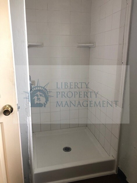 Building Photo - 22609 Robertson Blvd