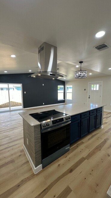 Building Photo - 6806 Arbor Springs Dr