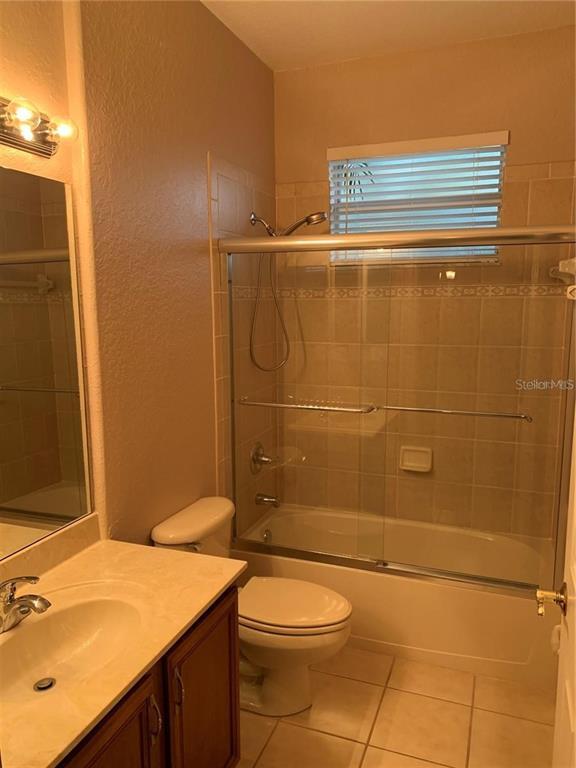 Building Photo - 10724 Banfield Dr