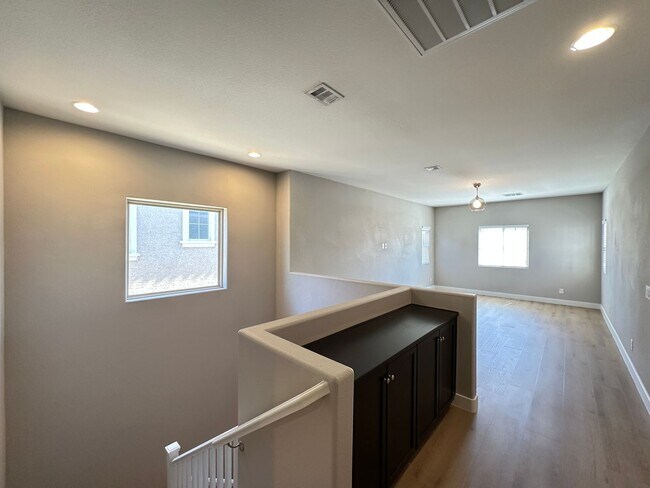 Building Photo - RIDGEHAVEN