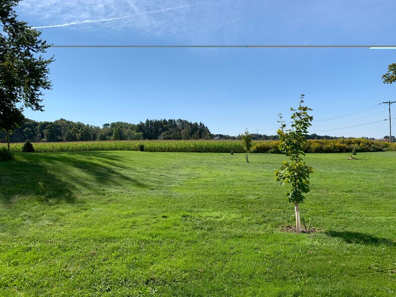 Building Photo - 1602 French Creek Mina Rd