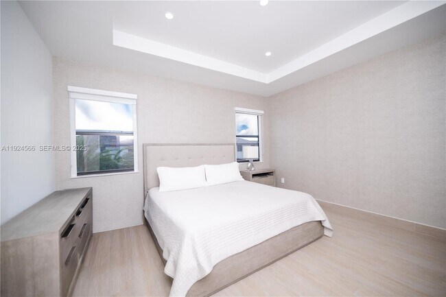 Building Photo - 8842 NW 161st Terrace