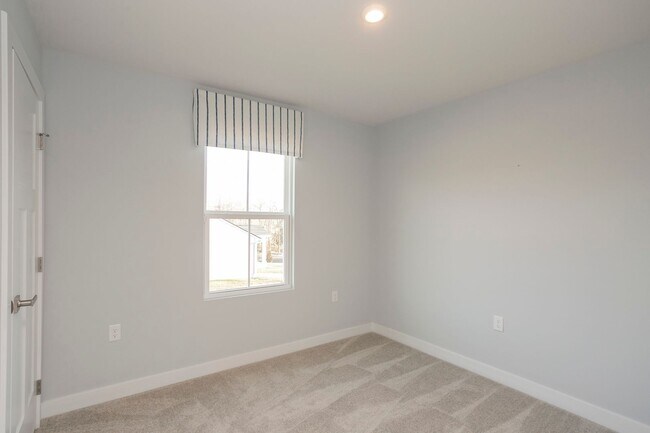 Building Photo - Beautiful One Level Home in Columbia!