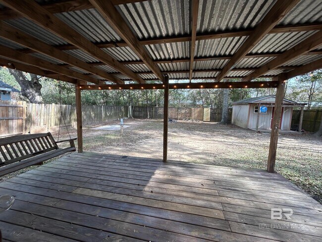 Building Photo - 112 Cluster Oaks Ct