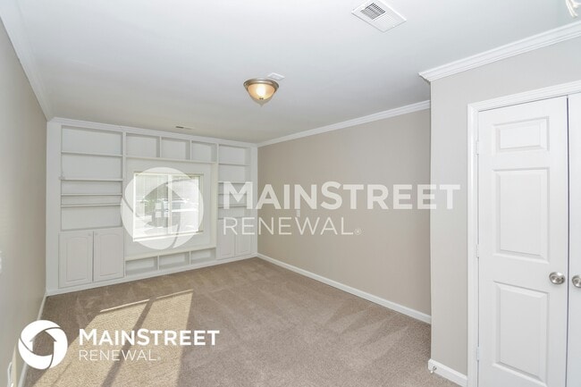 Building Photo - 862 Lavergne Ln