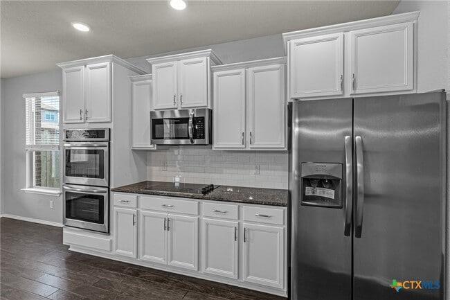 Building Photo - 1310 Stonewall Ridge