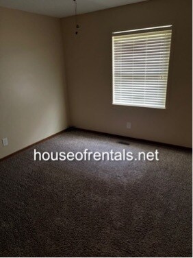Building Photo - 1544 Cardinal Rd