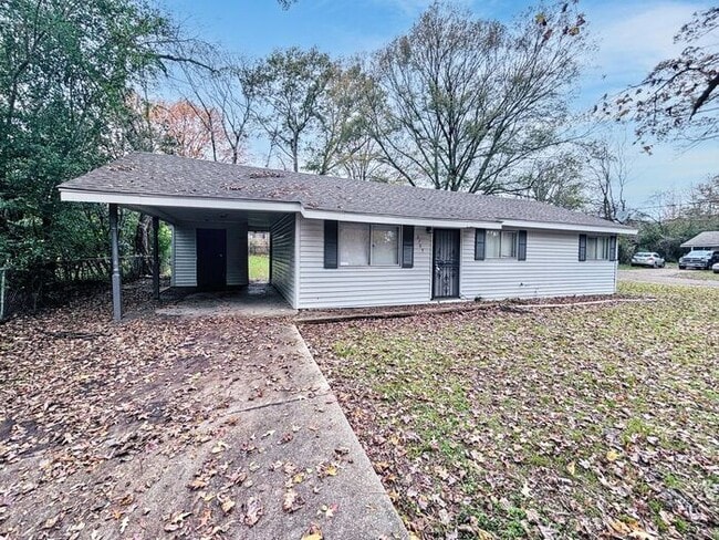 Building Photo - Lovely 3-Bedroom Home: Comfort and Conveni...