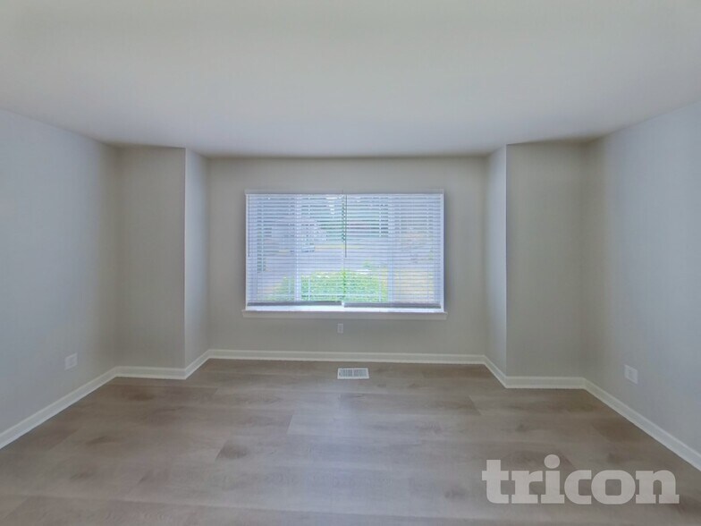 Building Photo - 8412 Jeatran Pl NW