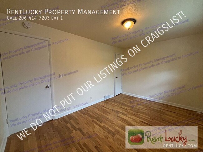 Building Photo - 4729 S Findlay St