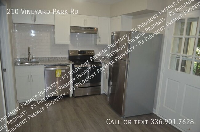 Building Photo - 210 Vineyard Park Rd