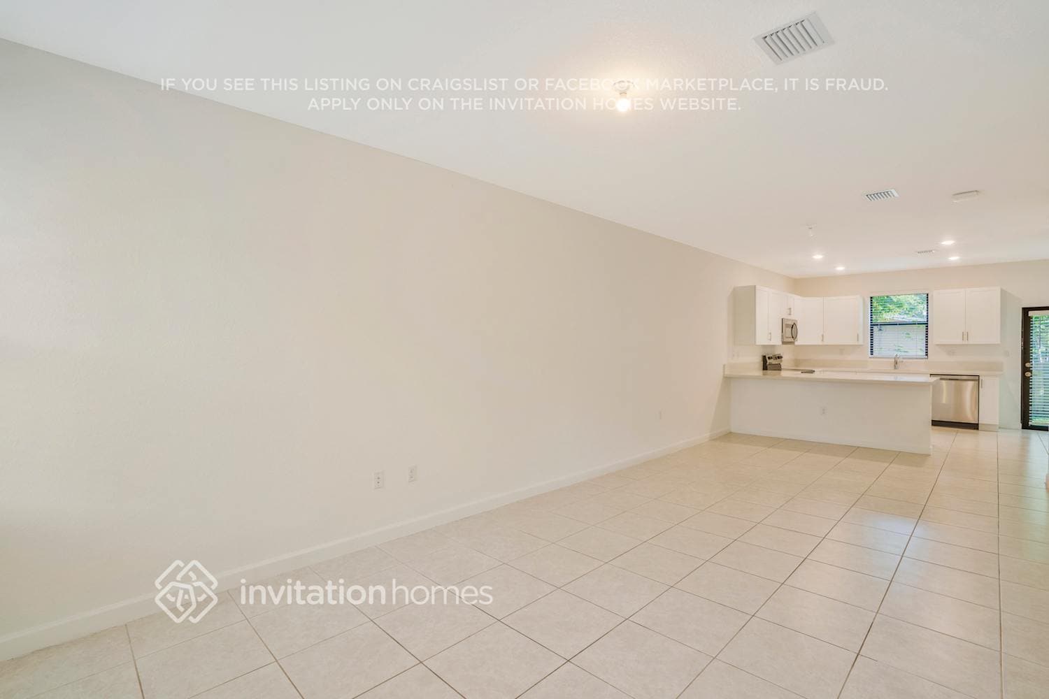 Building Photo - 1636 SW 29th St