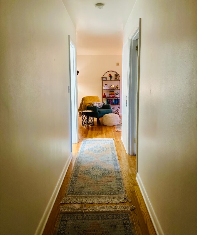 Building Photo - 352 S 1st Ave