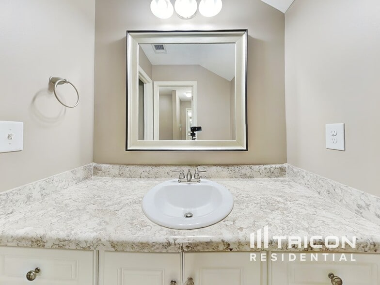 Building Photo - 1507 Baldwin Lakes Dr